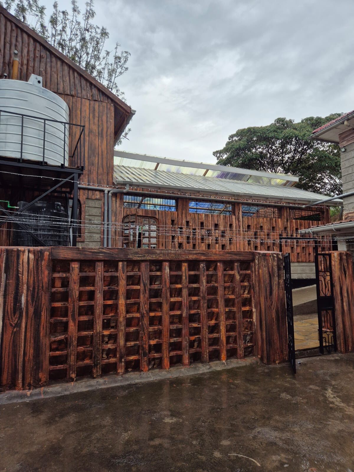 Timber lattice fence and courtyard gate